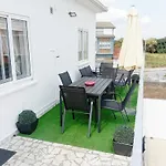 Albizia, Ideales Familias Con Ninos * O Grove